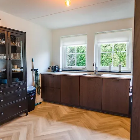Luxe Veluws Met Jacuzzi * Lunteren