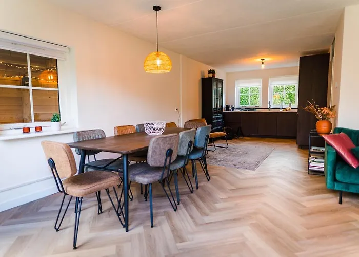 Holiday home Luxe Veluws Met Jacuzzi *