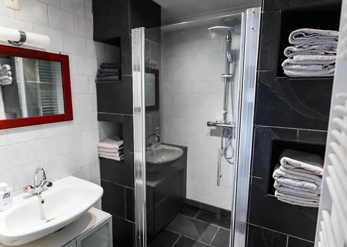 Holiday home Luxe Veluws Met Jacuzzi *