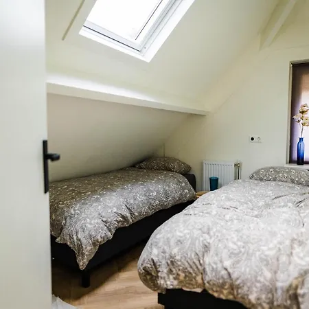 Feriehus Luxe Veluws Met Jacuzzi En Sauna *